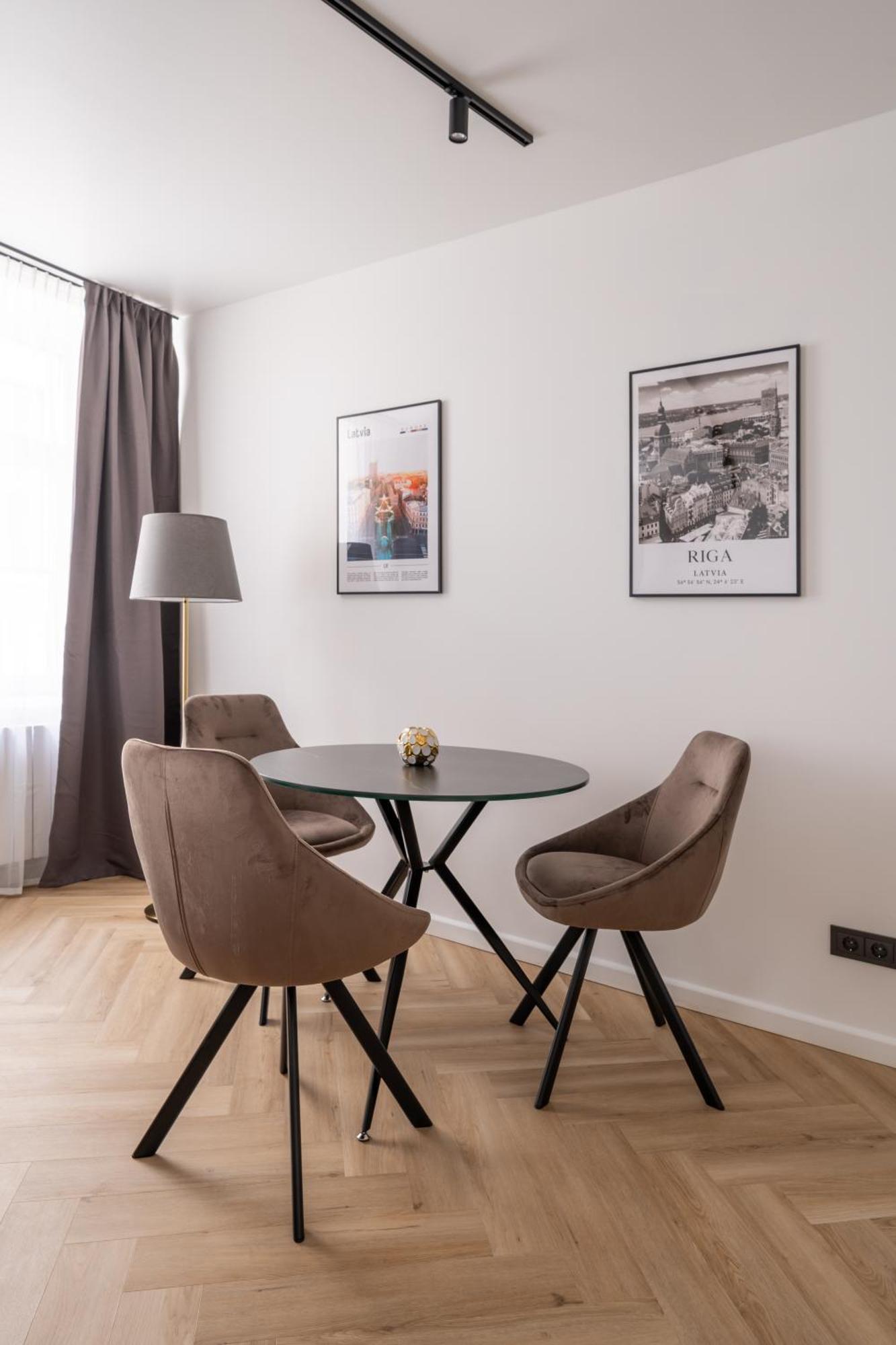 Mucenieku Street 1-Bedroom Stylish Apartment Riga Buitenkant foto